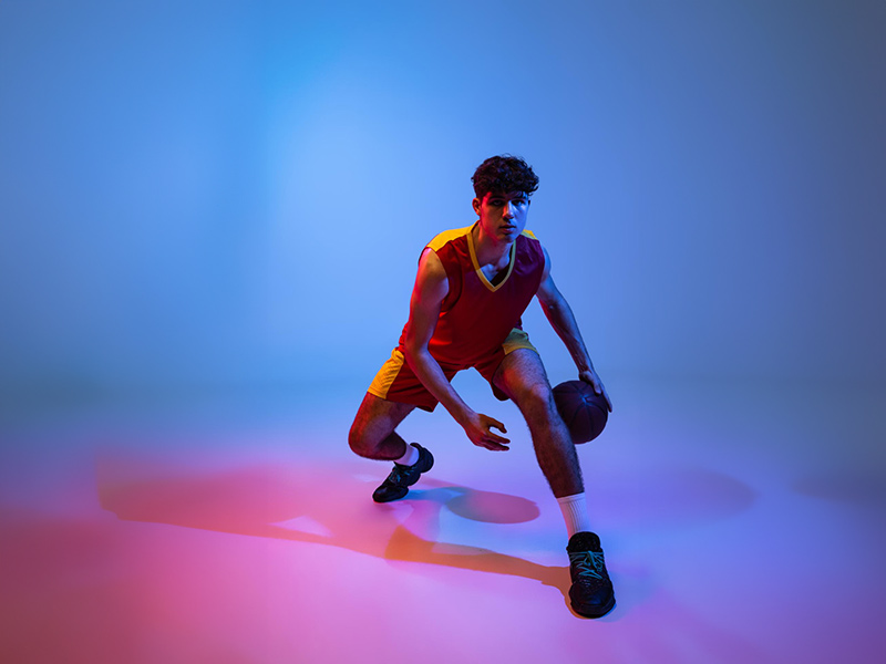 好家伙！这哥们就是姚明见了都得一愣😊